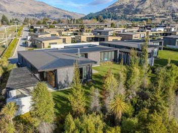 6 Stackbrae Avenue, Wanaka, Wanaka