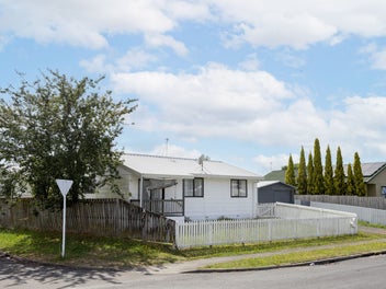 39 Odlin Crescent, Nawton, Hamilton