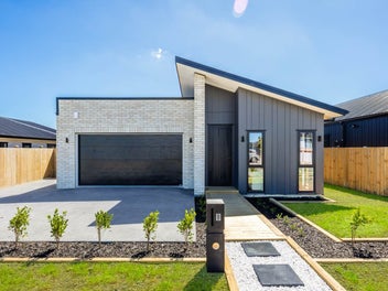 8 Gertrude Cole Road, Clarks Beach, Clarks Beach
