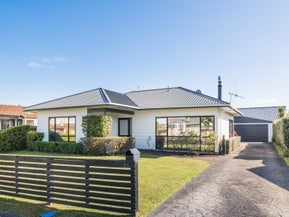 53 Geraldine Crescent, Cloverlea, Palmerston North
