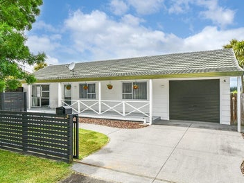 6 Lorelei Place, Opaheke, Papakura