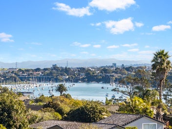 20 Andrea Place, Sunnyhills, Auckland