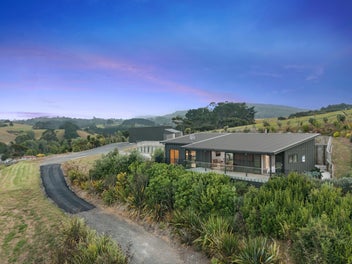 24A Bethells Road, Waitakere, Auckland