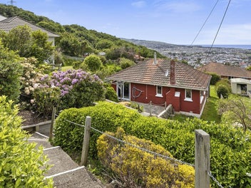 50 Lindsay Road, Lookout Point, Dunedin
