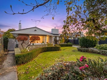 229 Memorial Avenue, Burnside, Christchurch