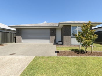 22 Tabraham Crescent, Pyes Pa, Tauranga