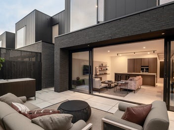 8 Rhodes Street, Merivale, Christchurch