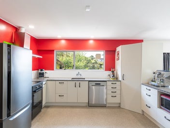 3 Ardal Grove, Tirohanga, Lower Hutt