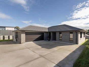 22 Trans Tasman Way, Pyes Pa, Tauranga