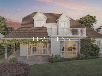 88 Lake Terrace Road, Burwood, Christchurch