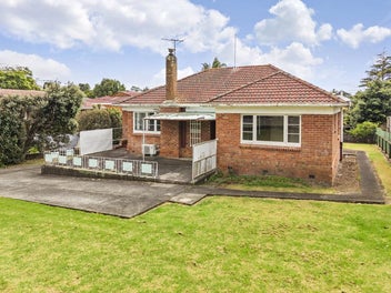 1/17 Tawhiri Road, One Tree Hill, Auckland