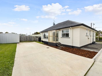 1/10 Pine Avenue, Bader, Hamilton