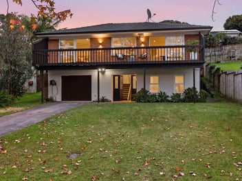 15 Keldale Place, Forrest Hill, Auckland