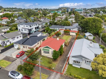 12 Adam Street, Greenlane, Auckland