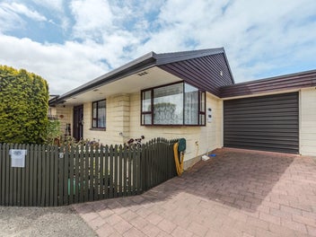 2/16 Nen Street, Oamaru