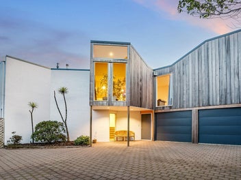 73 Viewmont Drive, Harbour View, Lower Hutt