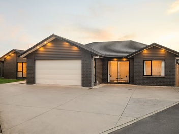 8 Beaufort Place, Flagstaff, Hamilton