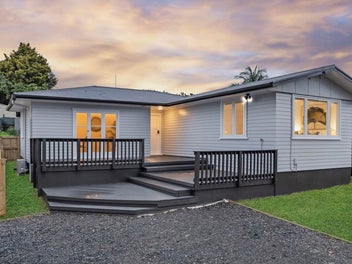 9 Ribblesdale Road, Henderson, Auckland