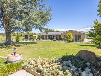 115 Barrett Road, Temple View, Hamilton