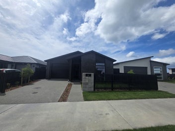 57 Empire Crescent, Papamoa