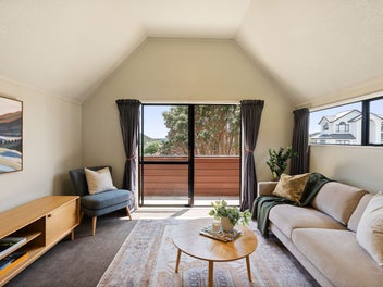 14B Landsdowne Terrace, Karori, Wellington