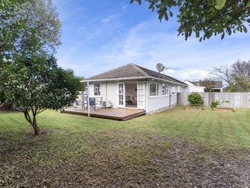 4/65 Moore Street, Howick, Auckland