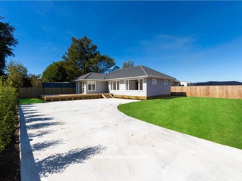 9B Lawrence Street, Otane