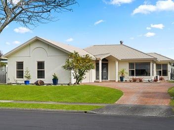 26 Montrose Crescent, Huntington, Hamilton