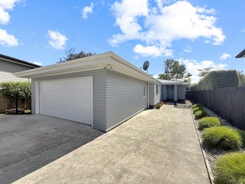 13 Mareretu Avenue, Patumahoe, Pukekohe