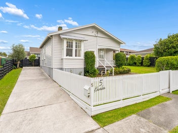 5 Karaka Street, New Lynn, Auckland