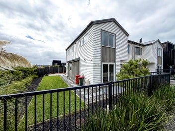 8 Lords Way, Silverdale, Silverdale