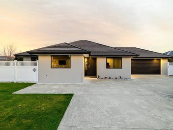 12 Peckham Lane, Ashhurst, Ashhurst