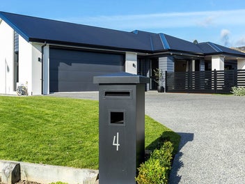 4 Kerrigan Crescent, Wallaceville, Upper Hutt