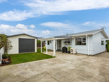 12 Mossburn Grove, Kelson, Lower Hutt