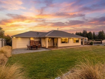 37 Rhoboro Road, Twizel, Twizel