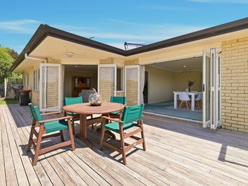 111 Sapphire Drive, Hairini, Tauranga