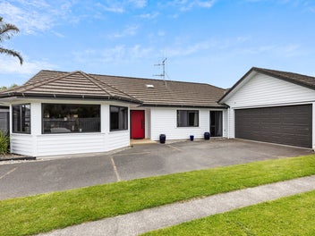 54 Corinth Grove, Papamoa Beach, Papamoa