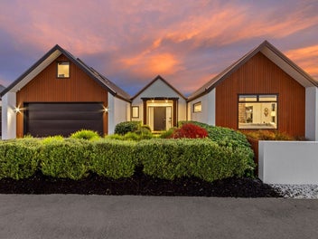 14 Nederland Avenue, Burwood, Christchurch