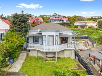 32 Hipango Terrace, Durie Hill, Whanganui
