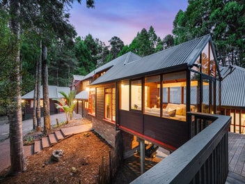 16 Kauri Loop Road, Oratia, Auckland