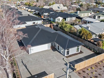 35 Parsonage Road, Woodend, Woodend