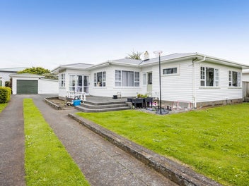 12 Mccarthy Street, Hawera