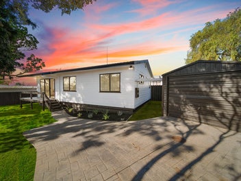 2/230 Finlayson Avenue, Clendon Park, Auckland