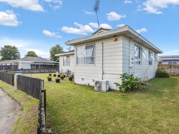 1/16 Trimdon Street, Randwick Park, Auckland