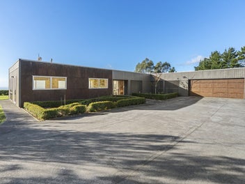 1089 Plymouth Road, Koru, New Plymouth