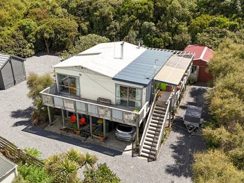 9 Moana Street, Kaka Point, Balclutha