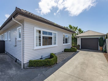 2/115 Jerrold Street North, Addington, Christchurch