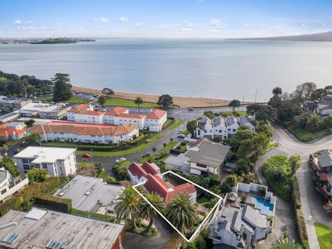 2/45 Marau Crescent, Mission Bay, Auckland
