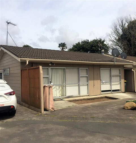 2/8 Manuroa Road, Takanini, Auckland