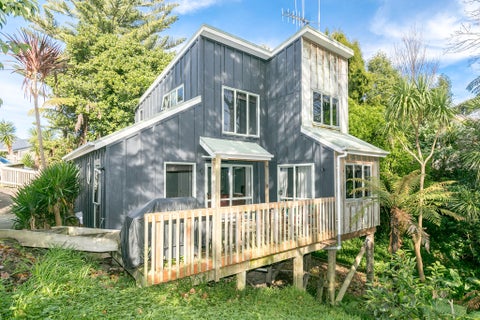 11A Golden Place, Fairfield, Hamilton